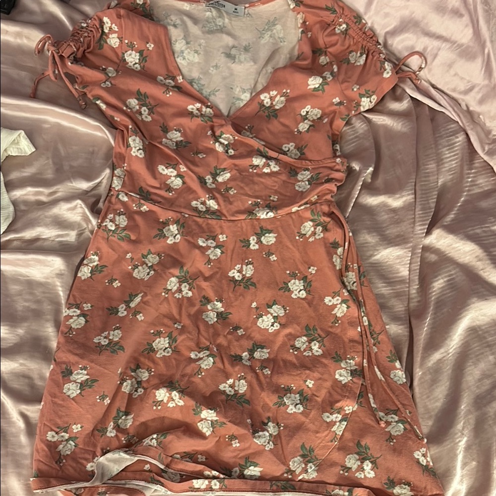 Hollister pink floral dress
